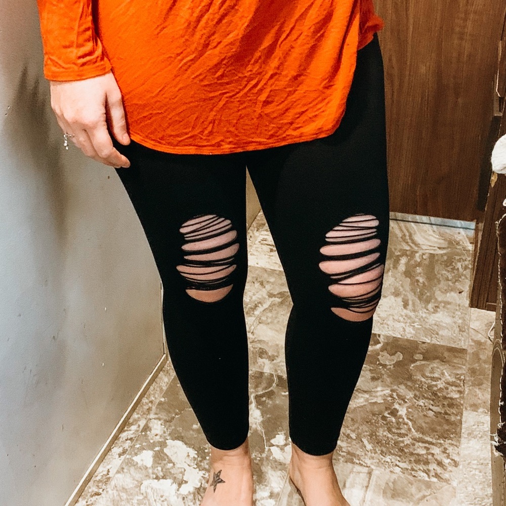 Distressed Black Leggings LG/XL **NEW**